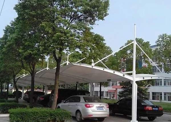 哈爾濱張拉膜車(chē)棚鋼結(jié)構(gòu)骨架加固方法